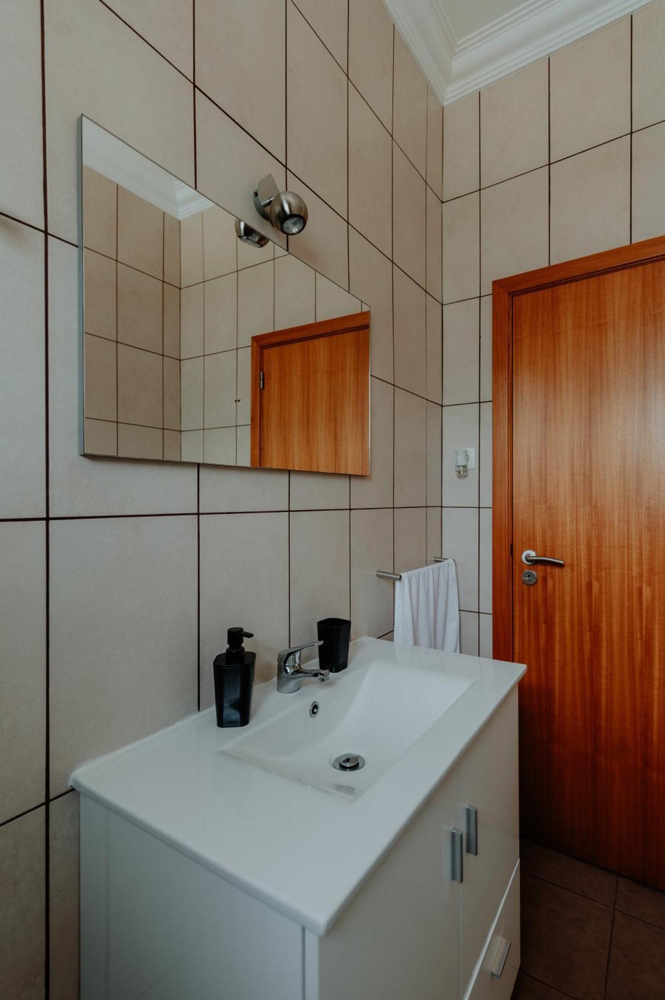 Casa Sousa Ribeiro プライア・ダ・ヴィクトーリア エクステリア 写真